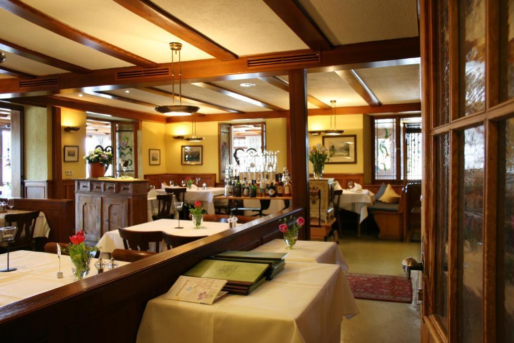 Hotel Adler Baerental フェルトベルク エクステリア 写真